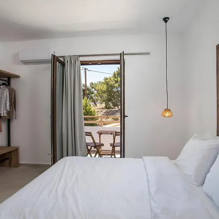 Zaia & Living , N6 , Sea Side View * Γεννάδι