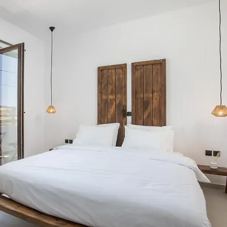 Zaia & Living , N6 , Sea Side View Апартаменты *