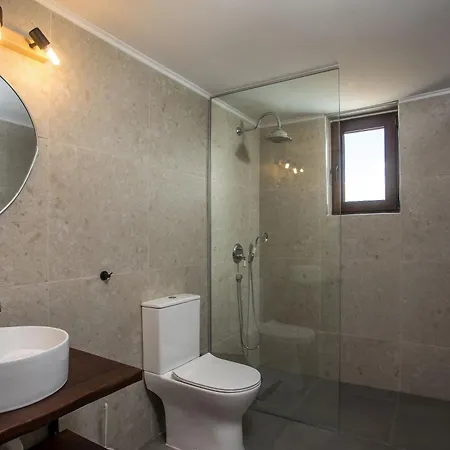 Zaia & Living , N6 , Sea Side View Апартаменты *