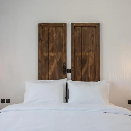 Апартаменты Zaia & Living , N6 , Sea Side View